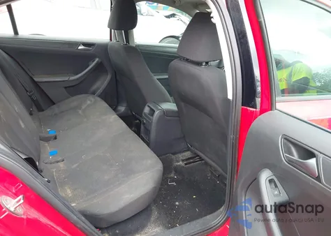 2015 Volkswagen Jetta 2.0L S z USA, uszkodzony, nr VIN 3VW2K7AJXFM269113